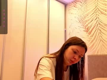 Milkamiller • twerk • 22y • Lithuania • public