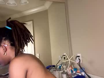 Milkmarie123 • ebony • 18y • Georgia, United States • public