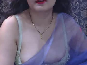 Milkyqueen1400 • bigboobs • 25y • South Holland, The Netherlands • public