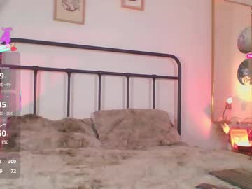 milkyy_mia - Free Live Cam Model Online