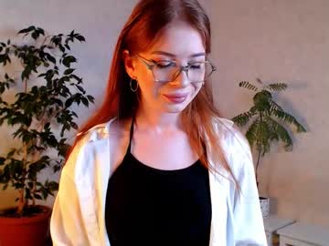 Milleanka • redhead • 20y • Eden • public