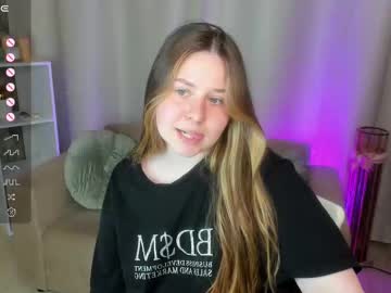 milpopsjumjum - Live Cam Model Online on Ted's Cam Directory