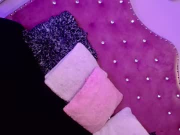 Live cam boy Mirandaacollins – Hot Male Cams