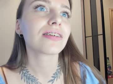 Miss Kitty13 • lovense • 26y • in your heart • public