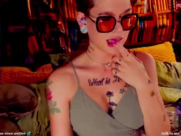 missvadanoir - Live Cam Model Online on Ted's Cam Directory