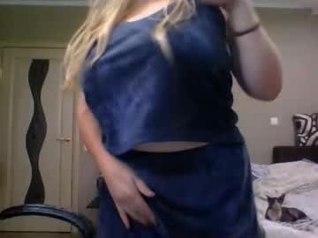 Miya A1 • 18 • 20y • secret • public