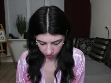 Molaganna • mistress • 31y • I speak english! • public