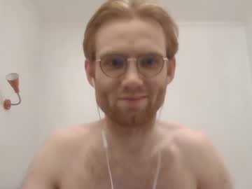 Molliter • redhead • 32y • Europe • public