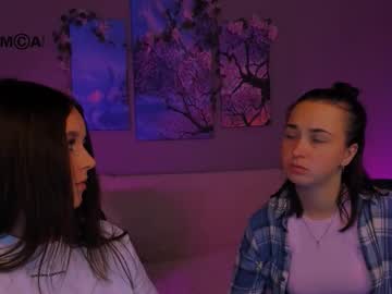 Molly Xxx3 • teen • 20y • meow • public