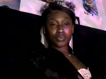 Mommymadam • findom • 24y • Texas, United States • public