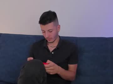 Monster Cock4u  • c2c • 21y • Colombia ???? • public