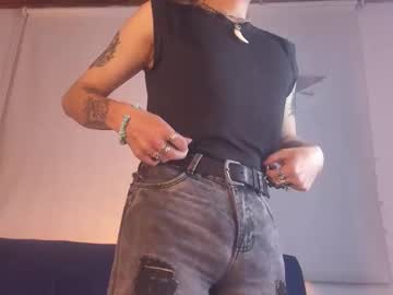 Moonn Fox live cam profile photo — HD — balloons — age 26 — Colombia