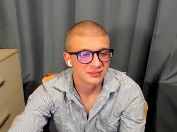 Mortywithlove • cumgoal • 22y • Wonderland • public