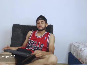 Live cam boy Mr_wlopez013, 29 yrs – Hot Male Cams