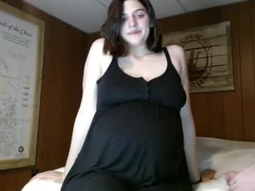 Mrsmamaxoxo • pregnant • United States • public