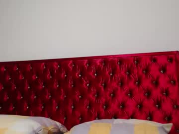 Mya Amor1 • skinny • 25y • California • public