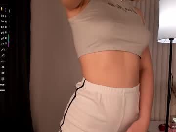 Mystic Seduction • 18 • 19y • Guess ? • public