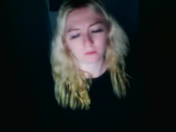 Mysticalraina25 • sexy • 25y • Texas, United States • public