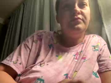 N Girlotb25 • bigboobies • 0y • United States • public