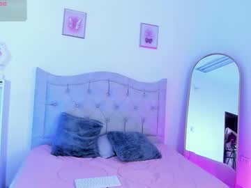 Nahomii_xx • anal • in your dreams • public