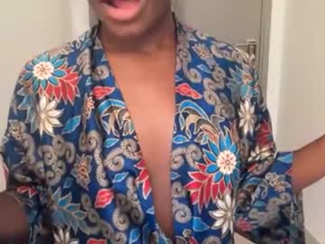 Naomiknighly • ebony • 21y • California, United States • public