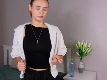 Narcissaflame • feet • 23y • Serbia • public