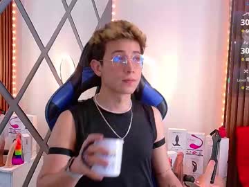 naughty__chris - Free Live Cam Model Online