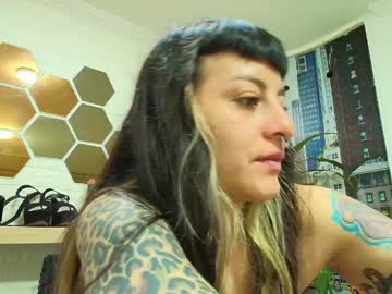 Naughty Kittenm • armpits • 28y • Colombia • public