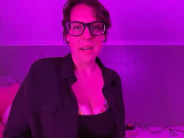 Naughtylibrarianhazel • sexmachine • 39y • United States • public