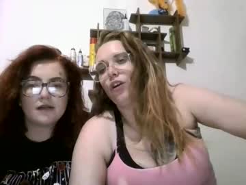 Naughtyred25 • bigboobs • 32y • Kansas, United States • public