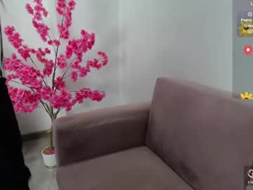 Navannycattan • bigboobs • 22y • Medellin, Colombia • public