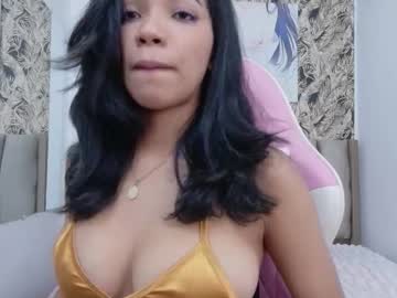 Neferbusty • bigboobs • 18y • Colombia • public