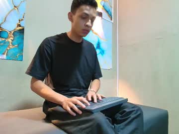 Live cam boy Neithan_bleyt, 20 yrs – Hot Gay Cams