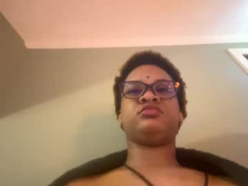 Nickythehawtie • hairypussy • 22y • United States of America • public