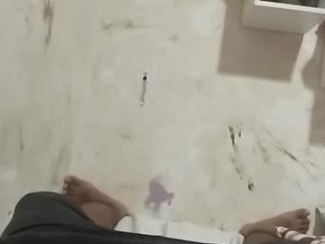 Nicolasbeck • thighs • 0y • brazil • public