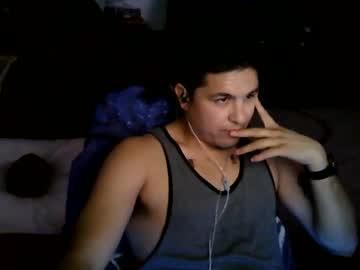 Live cam boy Niightvlf – Hot Male Cams