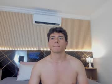 Live cam boy Noah_7_, 20 yrs – Hot Gay Cams