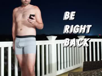 Noaverageace • jerkingoff • 43y • USA • public