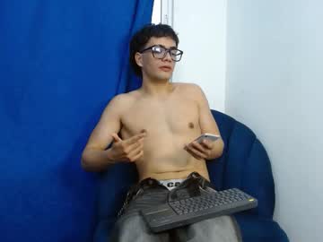 Live cam boy Noel_daven, 20 yrs – Hot Male Cams