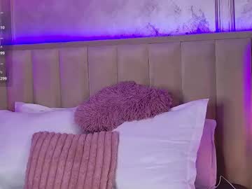 Noirsiren • blowjob • 27y • Europe • public