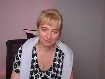 nora_flore - Free Live Cam Model Online