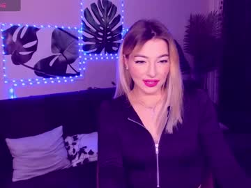 Norasun • blonde • 22y • North Holland, The Netherlands • public