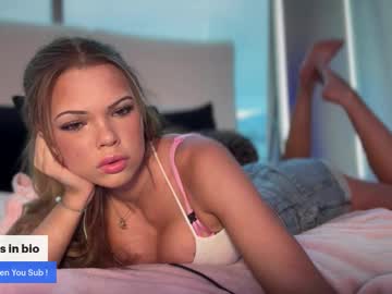 okashley - Live Cam Model Online on Ted's Cam Directory