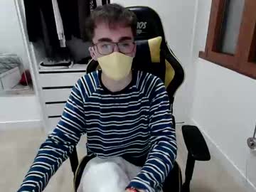 Live cam boy Oliblaze06, 19 yrs – Hot Male Cams