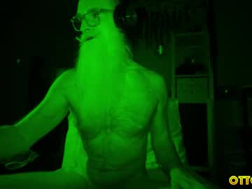 Ottozeus • selfsuck • 0y • Read the Bio • public