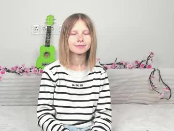 Ozellmazzariello live cam profile photo