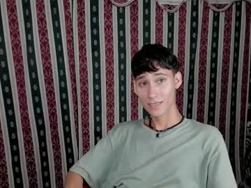 Live cam boy Paimon_goetia, 21 yrs – Hot Male Cams