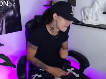 Paris Dangelo • lesbian • 24y • chaturbate • public