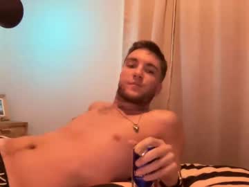 Patjordan • jerkoff • 27y • North Carolina, United States • public