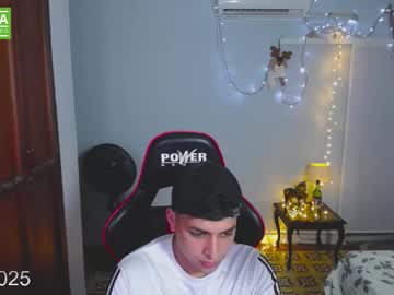 Live cam boy Paul_crewe – Hot Male Cams